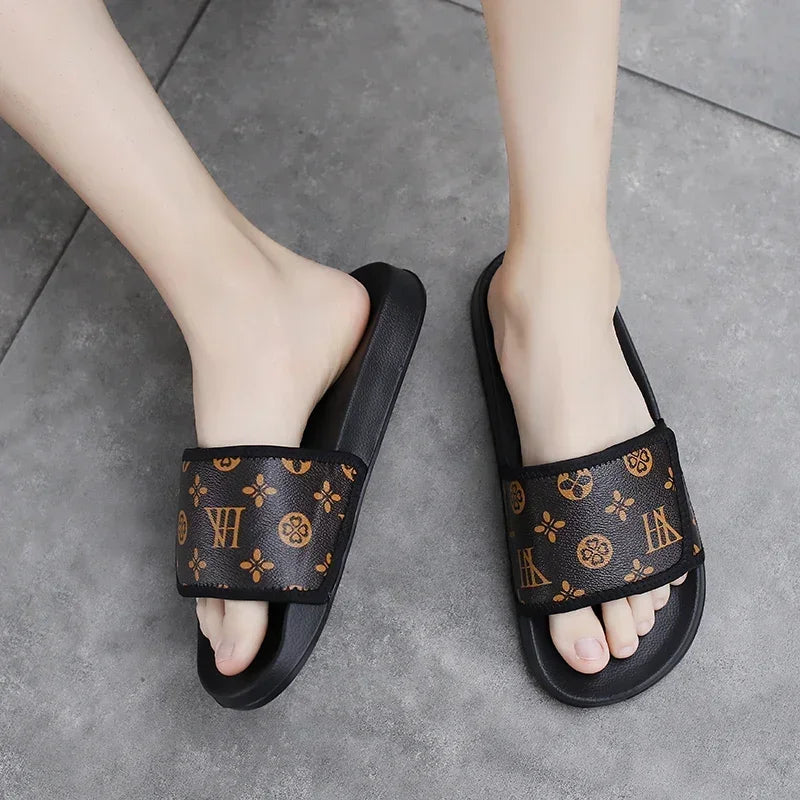 2026 Man Summer Slippers Leather Sandals Comfortable Man Sandal House Sandals Sale Mens Slipper Flip Flop Shoes for Men Slippers